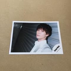 渡辺翔太　公式写真のサムネイル
