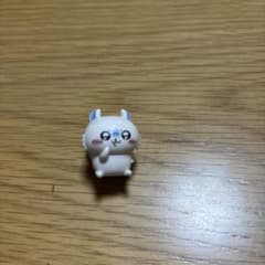 10/31(土)22時まで値下げ！ちいかわ モモンガハグコット2 おまけ付のサムネイル