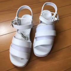 サンダルのサムネイル