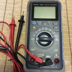 本体カバーは汚れていますが、本体自体はキズ汚れなく問題ございません。のサムネイル