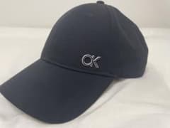 Calvin Klein 黒 ベースボールキャップのサムネイル