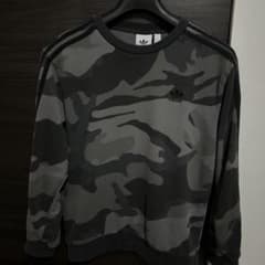 adidas originals カモフラージュ トレーナーのサムネイル