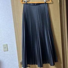 レザープリーツロングスカートのサムネイル