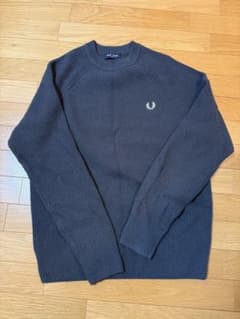 【美品】Fred Perry フレッドペリーセーター クルーネック ウールニットのサムネイル