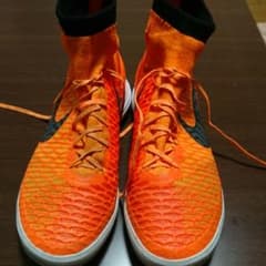 NIKE マギスタwarldcomのサムネイル