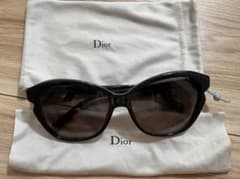 Dior サングラス Simply Dior グラデーション 黒 Dior サングラス Simply Dior グラデーション 黒 - メルカリ