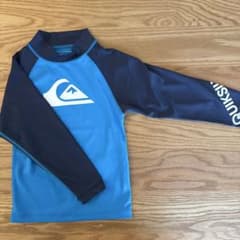 QUIKSILVER ラッシュガード 110cm ブルーのサムネイル