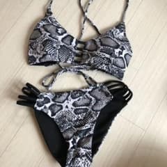 【masafuma様限定】リバーシブル ビキニ 水着 レオパード ブラックのサムネイル