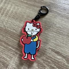 アルカラ× ハローキティ キーホルダーのサムネイル