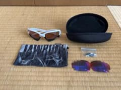 【極美品】OAKLEY JAWBONE スポーツサングラス ホワイト/グリーンのサムネイル
