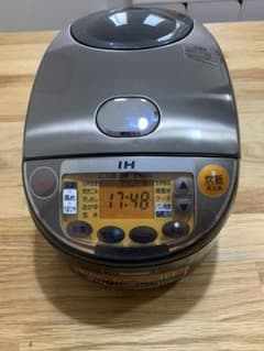 象印　5合炊き炊飯器　★値下げしました★送料無料★のサムネイル