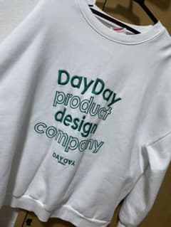 daydayseoul スウェットのサムネイル