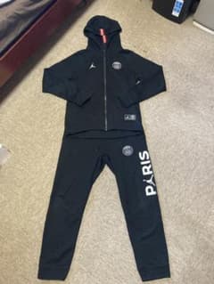 ロック様専用JORDAN × PSG  ナイキ パーカー　セットアップのサムネイル