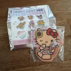 サンリオキャラクターズ トレーディングオーロラアクリルバッジのサムネイル