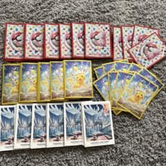 ポケモンカード　スリーブ ミュウ 64枚ピカチュウ59枚レシラム60枚のサムネイル