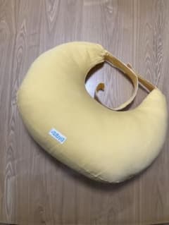 ベビハグ 授乳クッション イエローのサムネイル