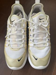 Nike Air Max アクシス ホワイト