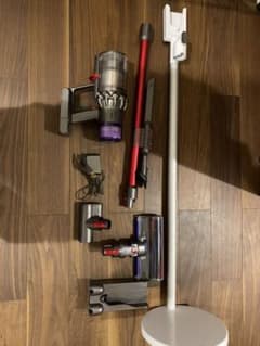 Dyson(ダイソン) V11 Fluffy 各種付属品付き　ジャンク品のサムネイル