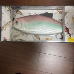 giant fishing lure(ルアー)のサムネイル