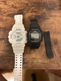 美品✨ G-SHOCK 白 黒のサムネイル
