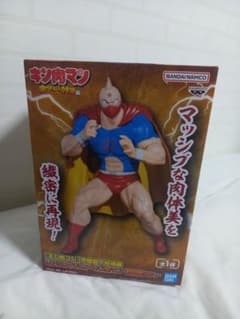 キン肉マン 完璧超人始祖編 リアルフィギュア 戦闘服ver.のサムネイル