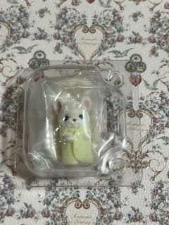 シルバニアファミリー キラキラくじ G賞 フレンチブルドッグの小さい赤ちゃんのサムネイル