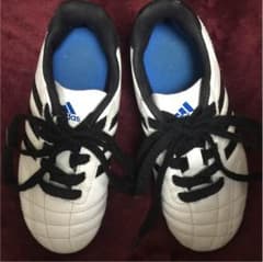 キッズ  サッカースパイク １９㎝のサムネイル