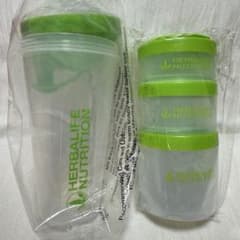 HERBALIFE NUTRITION プロテインシェイカー と パウダーケースのサムネイル