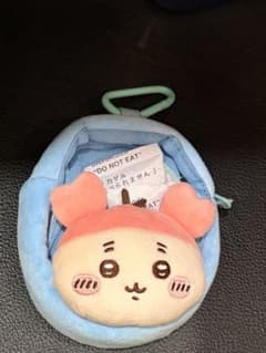 ちいかわ　窓付きおかおミニポーチ　古本屋 カニちゃんのサムネイル