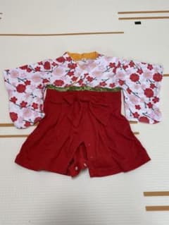 【美品】着物ロンパース　女の子　60センチ　白　赤のサムネイル