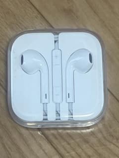 iPhone用イヤフォンのサムネイル