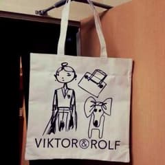 ヴィクタ　アンド　ロルフのエコバックのサムネイル