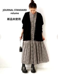 【新品未使用】ウォッシャブルフラワーティアードワンピースのサムネイル
