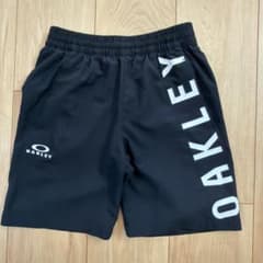 OAKLEY ハーフパンツ ブラック　130cmのサムネイル