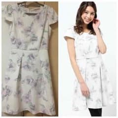 cocoa様専用♡ アプワイザーリッシェ 花柄ワンピースのサムネイル