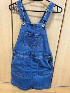 【140cm】UNIQLO キッズ デニム ジャンパースカートのサムネイル