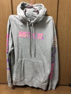 パーカーのサムネイル