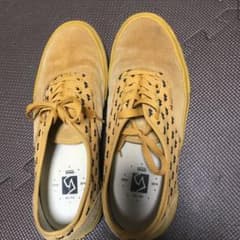 スニーカーのサムネイル