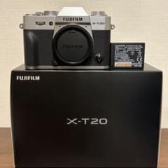 FUJIFILM X-T20 ミラーレス一眼 バッテリー付 - メルカリ