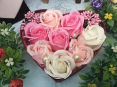 ☆女性に大人気☆ピンク　3色ソープフラワー/せっけんの香り・プレゼント・花のサムネイル