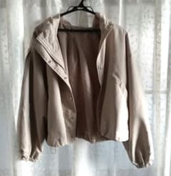 マウンテンパーカーのサムネイル