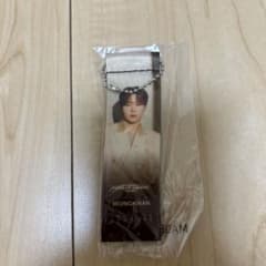 SEVENTEEN RIGHT HERE フラッグキーホルダー　スングァンのサムネイル