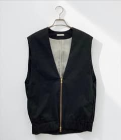 CHIEKO+ round back zip vest ベスト・ジレ - メルカリ