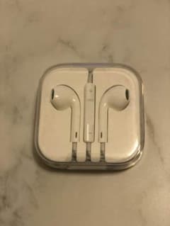 iPhoneイヤホンのサムネイル