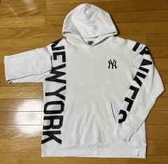 パーカー　白　new yorkのサムネイル