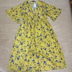 【新品・未使用】INGNI 花柄ワンピース イエロー Mのサムネイル