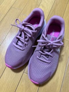 Under Armour ランニングシューズのサムネイル