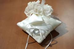美品★リングピローのサムネイル