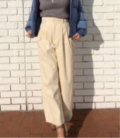 GU コーデュロイ　ワイドパンツのサムネイル