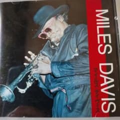 Miles Davis JAZZ CD 読んで聴くCDマガジン - メルカリ